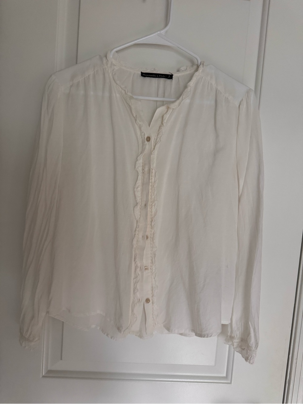Abercrombie & Fitch Lightweight Cream Button-Front Women's Blouse